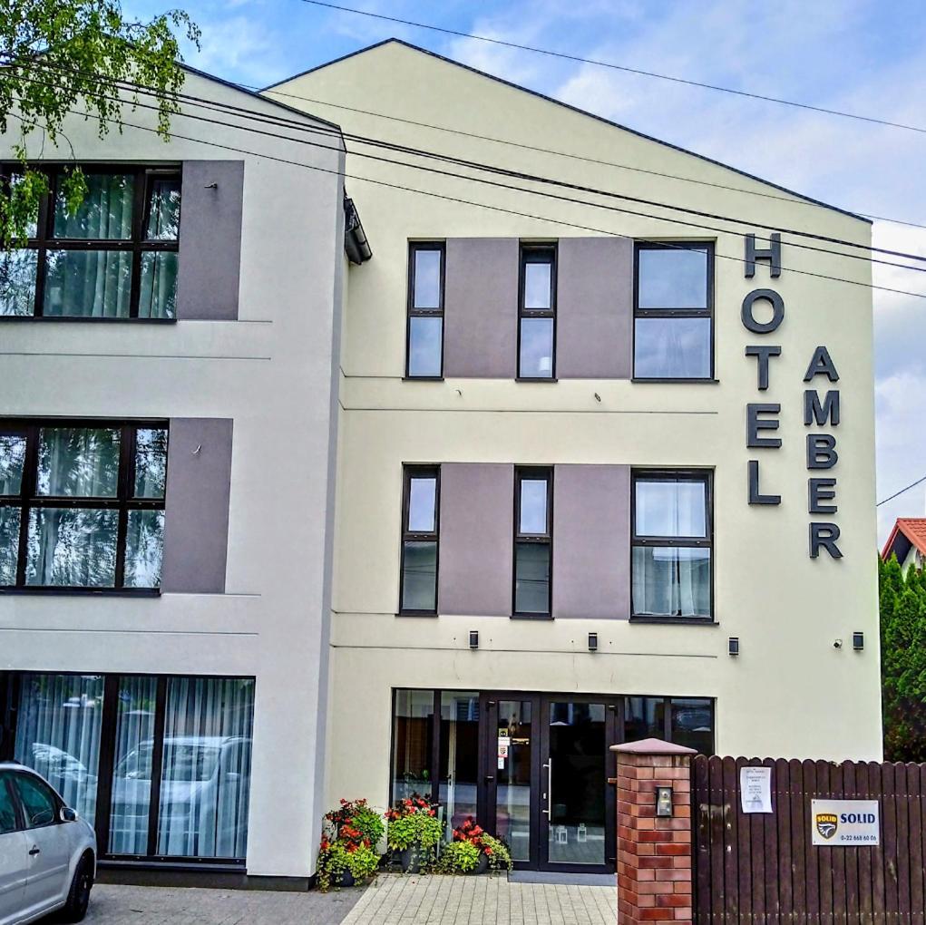 Hotelik & Restauracja Amber Raszyn Eksteriør bilde